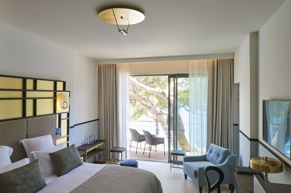 Фото Hôtel Les Roches Blanches