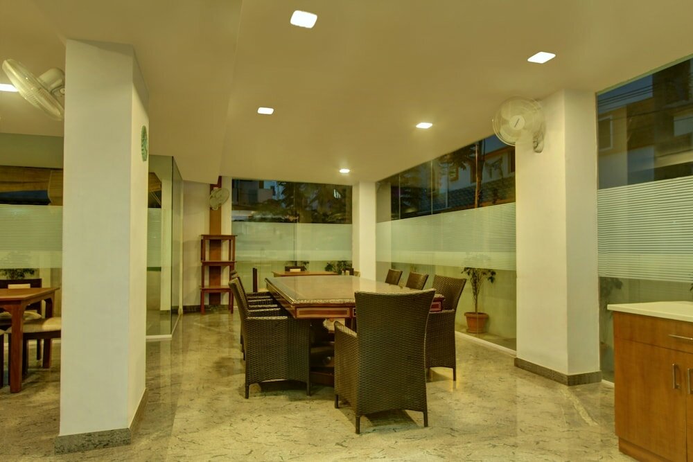 Фото Oyo 9946 Ckb Apartment