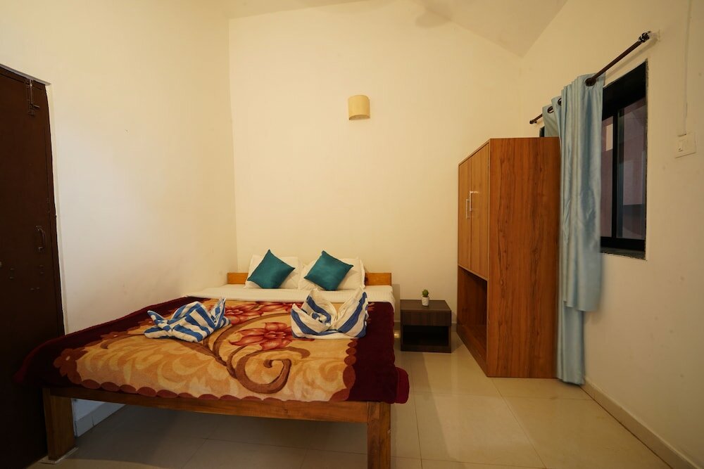 Фото Sunset & Waves Resort