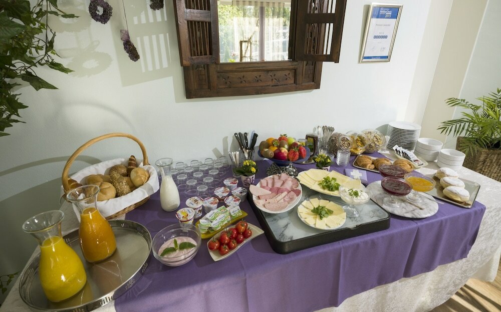 Фото Ferienwohnanlage Bergschlössl