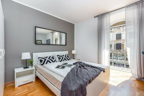 Гостиница Main Street Apartments в Риеке