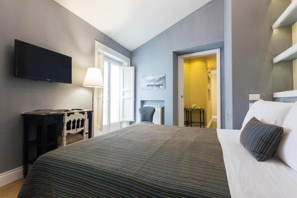 Фото Palazzo Arone dei Baroni di Valentino