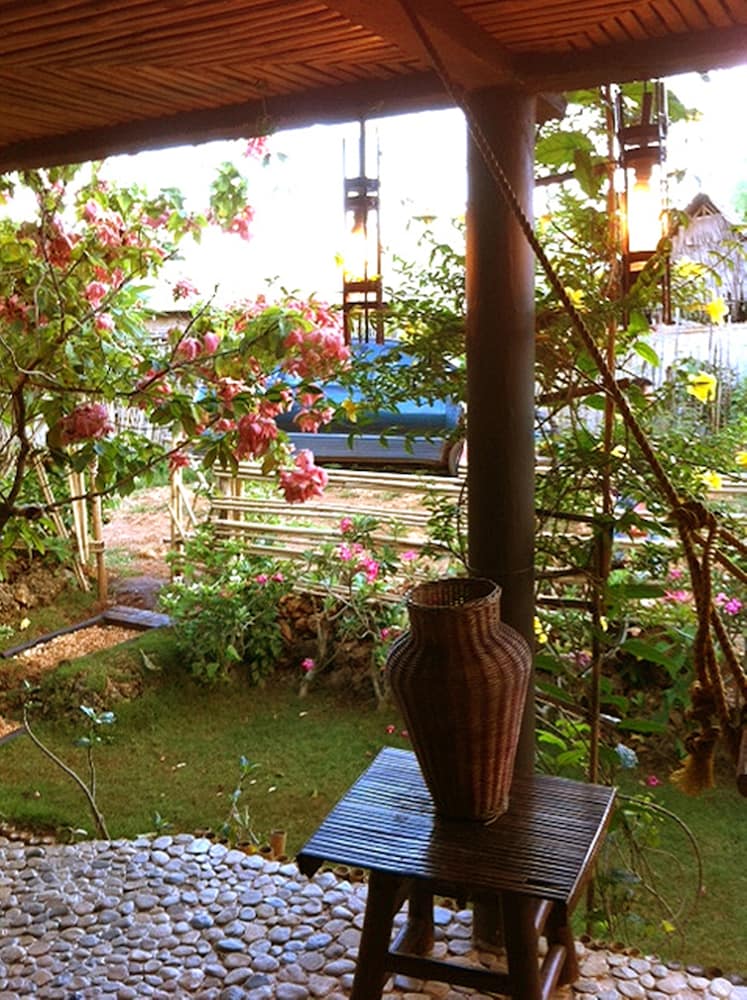 Фото The Village House