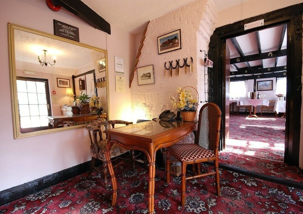 Фото The Olde Forge Hotel