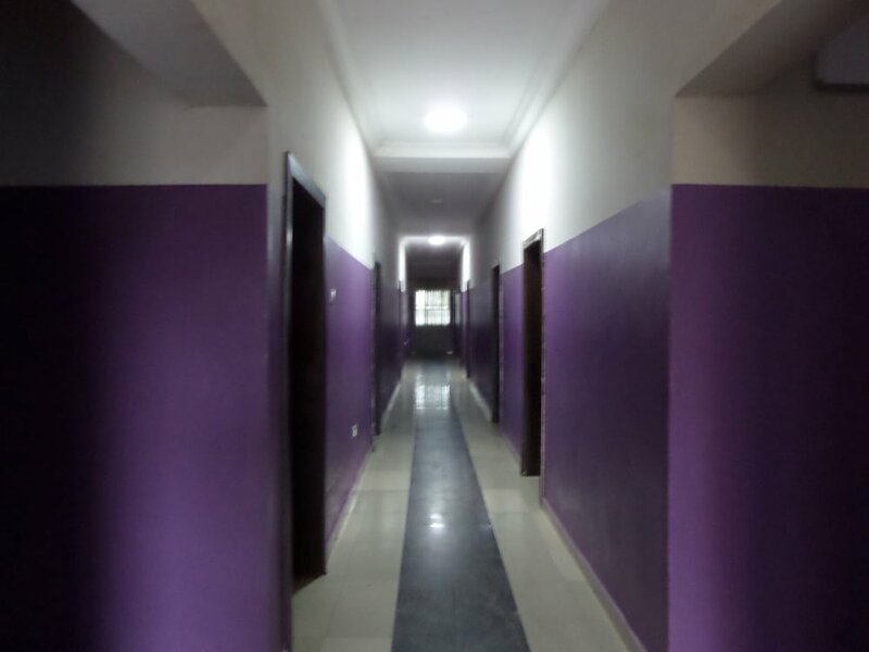 Гостиница De Love Hotel в Лагосе