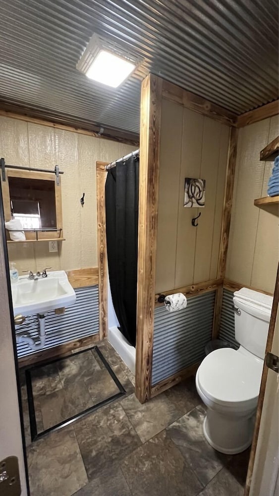 Фото Buddy's Harbor