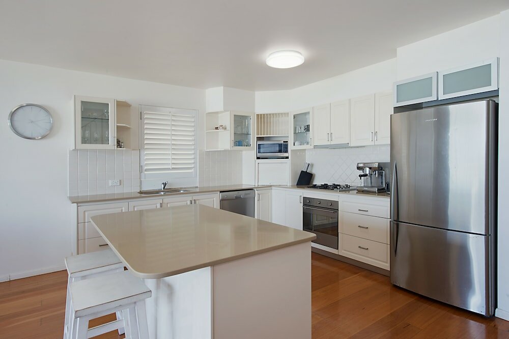 Фото Beachfront Palm Beach Townhouse