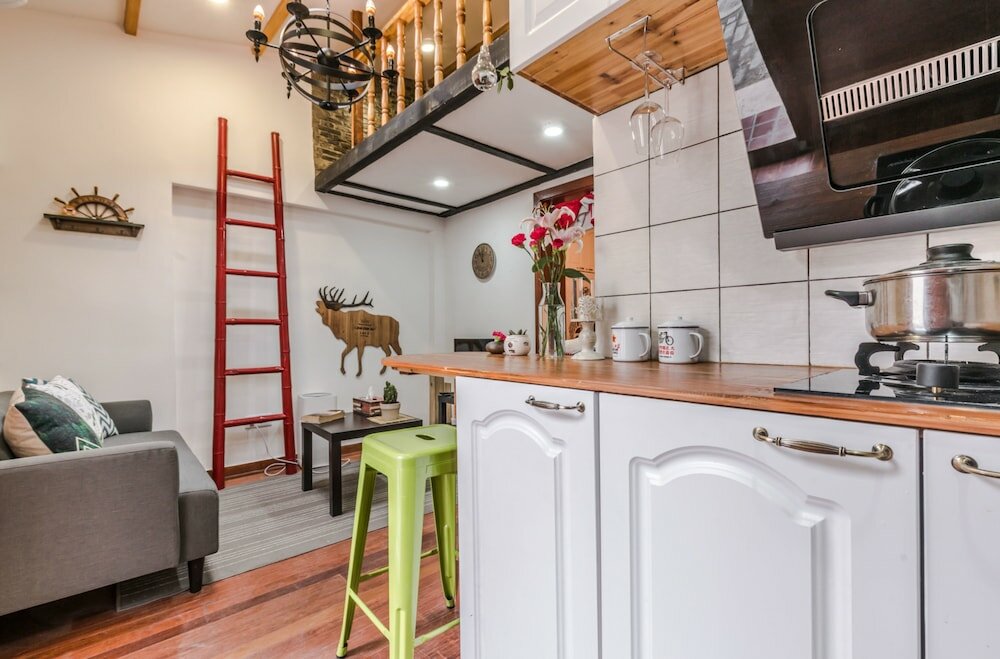 Фото Cozy Apartment Best Location 616