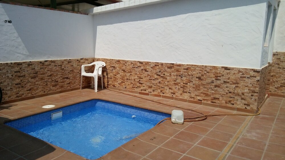 Фото Hostal Mini Golf