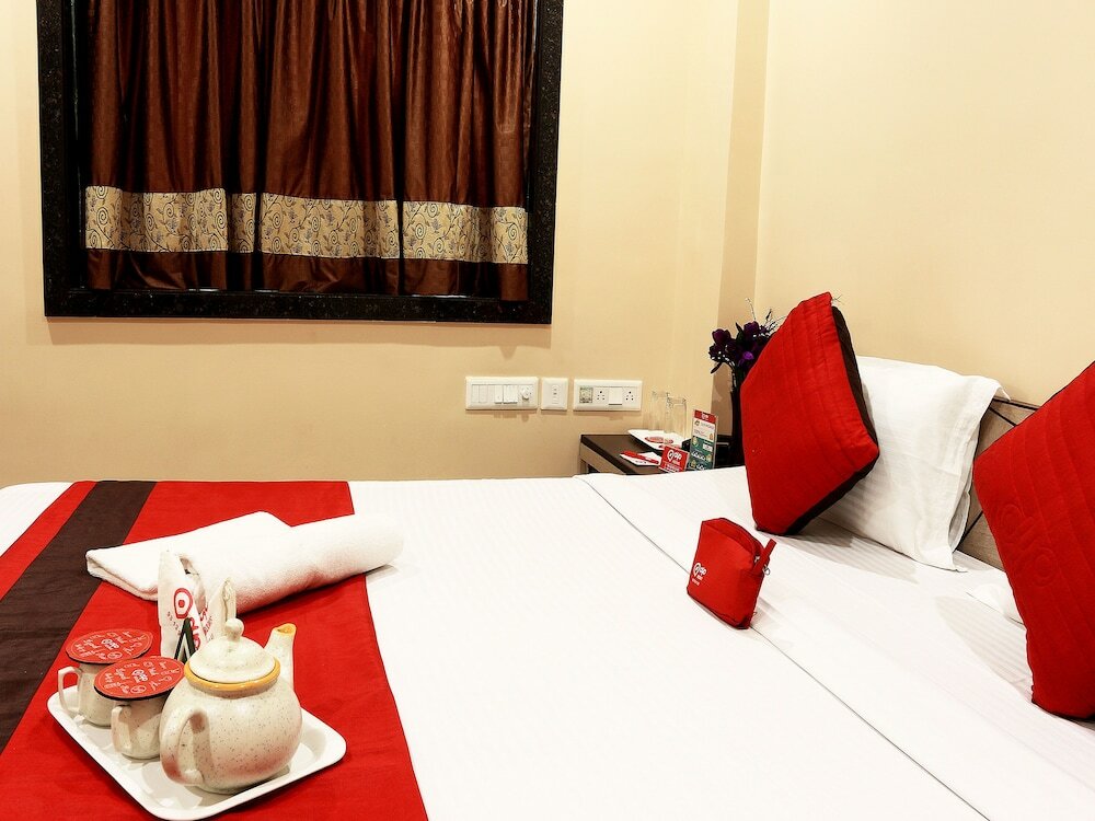 Фото Oyo 1015 Hotel Reliable Inn