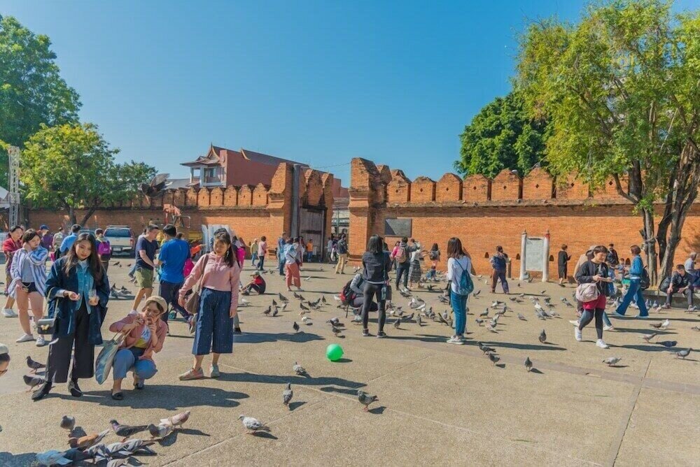 Фото Town Home by The Warehouse Chiang Mai