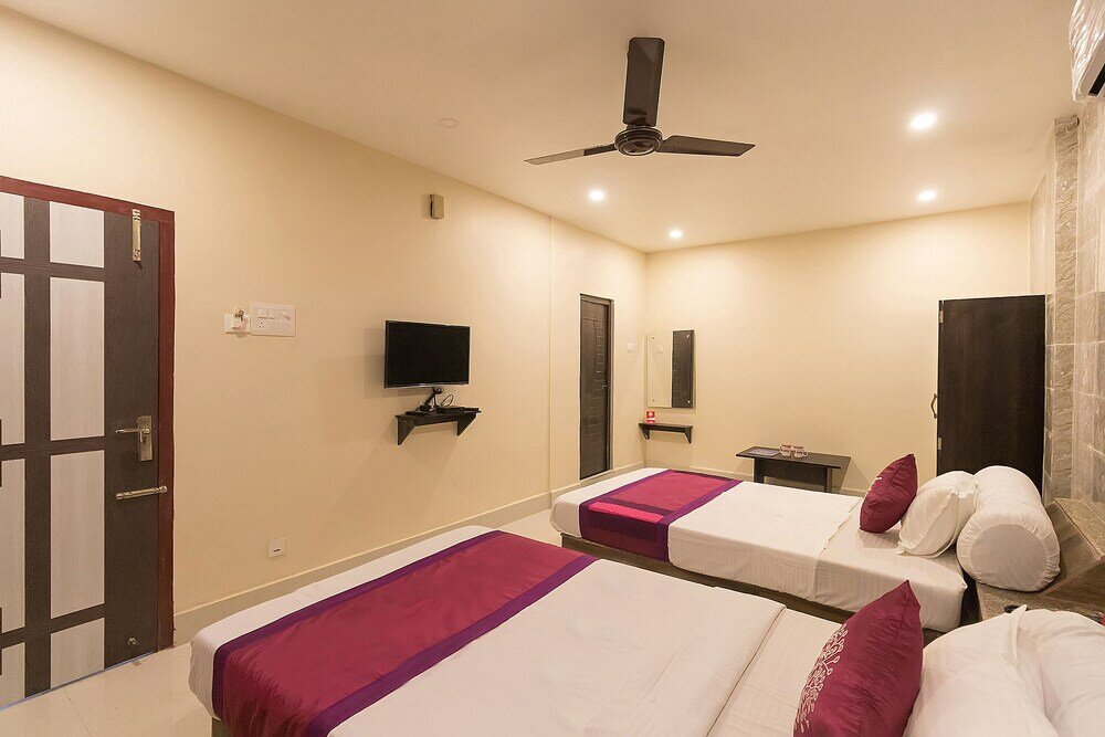 Фото Hotel Om Regency