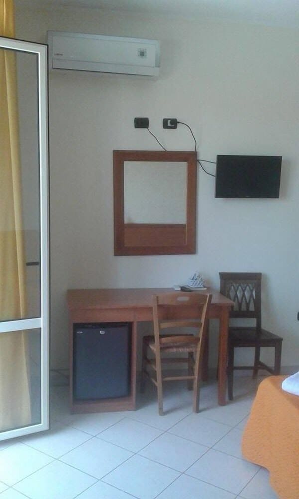 Фото Hotel Ristorante La Decanata