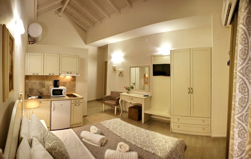 Фото Aella Studios