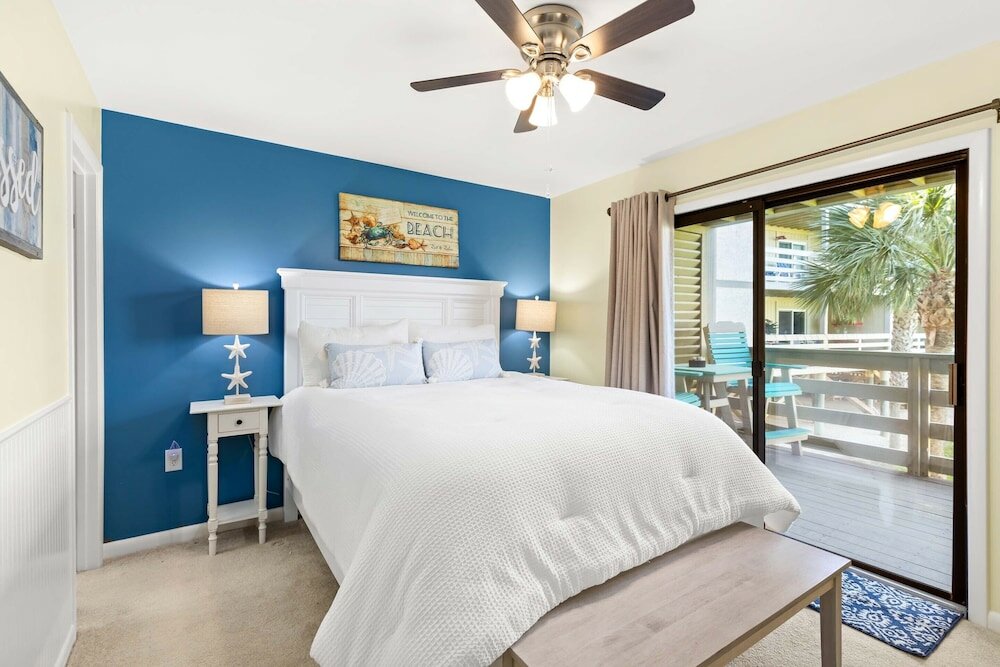 Фото Lighthouse Point 33a