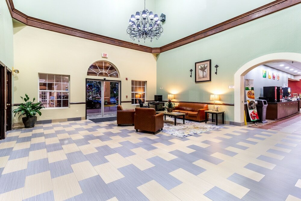 Фото Quality Suites Orlando - Convention Center Area