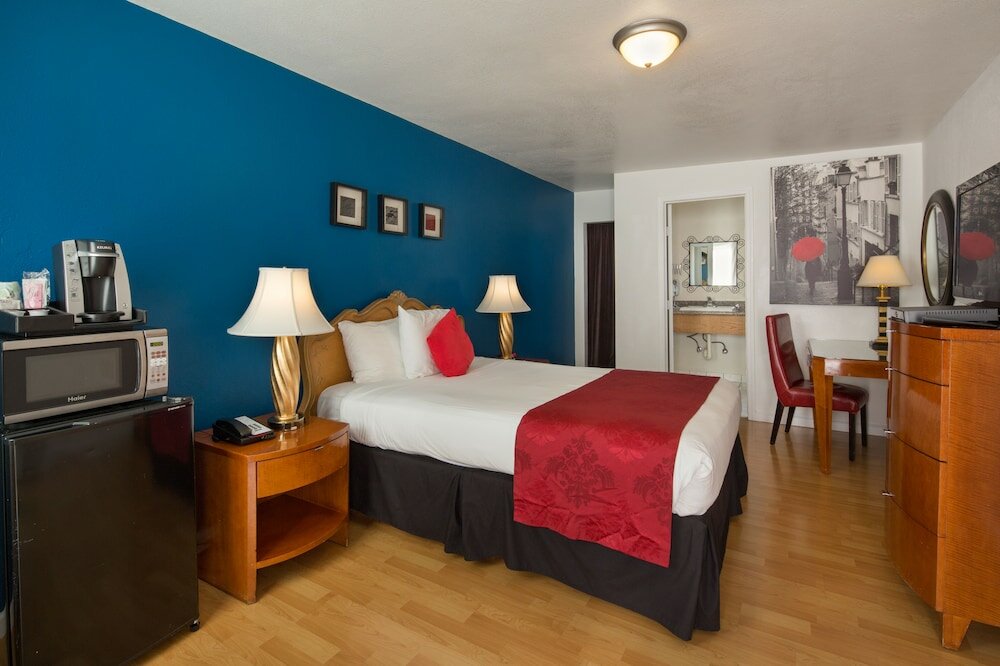 Фото Alpine Inn And Suites