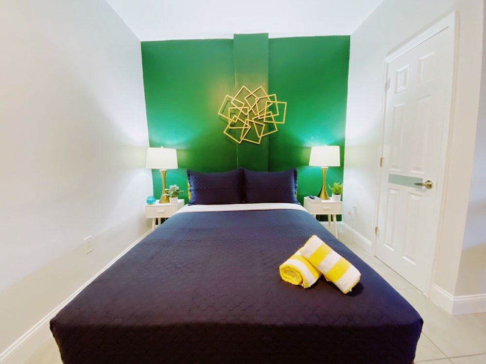 Фото Miami International by Lowkl