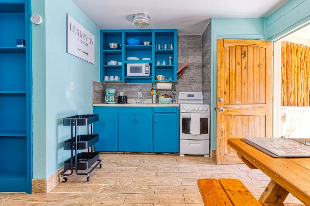 Фото Frio River Cabins