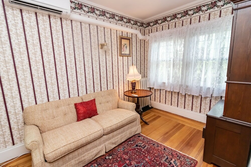 Фото Saratoga Dreams B&b