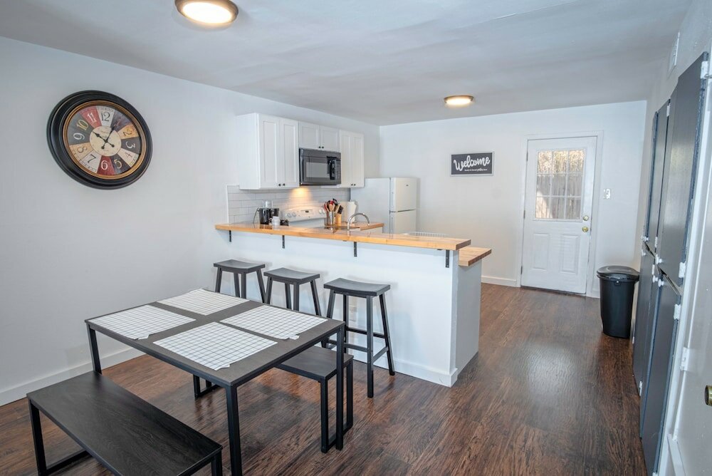 Фото Awesome Place 2br/2ba Near Downtown and Riverwalk