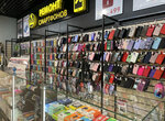 LuxCase (Osipenko Street, 79) ، لوازم الهواتف المحمولة