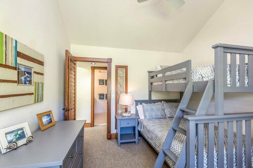 Гостиница Kapiolani - AS Seen On Hgtv 3 Bedroom Home by Redawning
