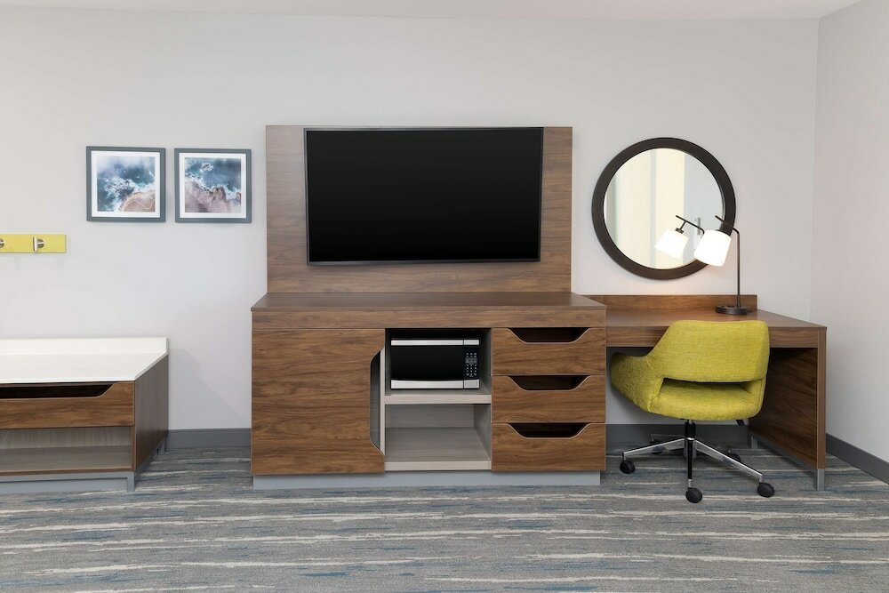 Фото Hampton Inn & Suites Santa Rosa Sonoma Wine Country