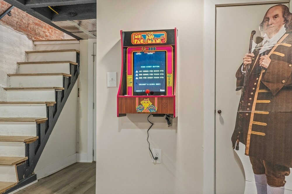 Фото Trendy & Cozy Fishtown GameRoom