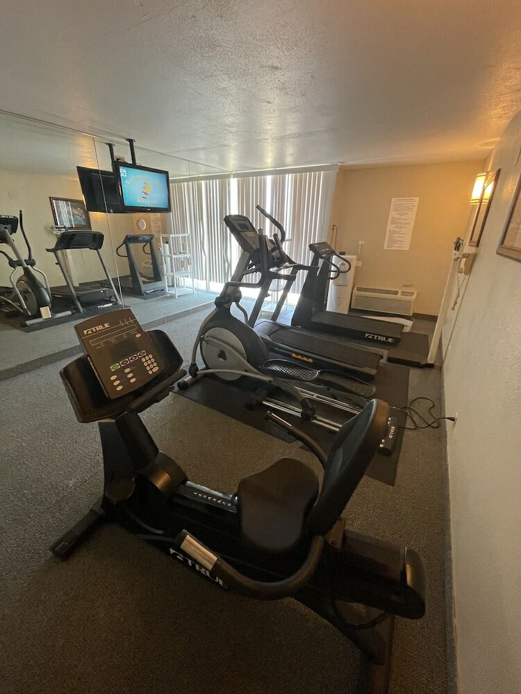 Фото Garnet Inn & Suites, Orlando