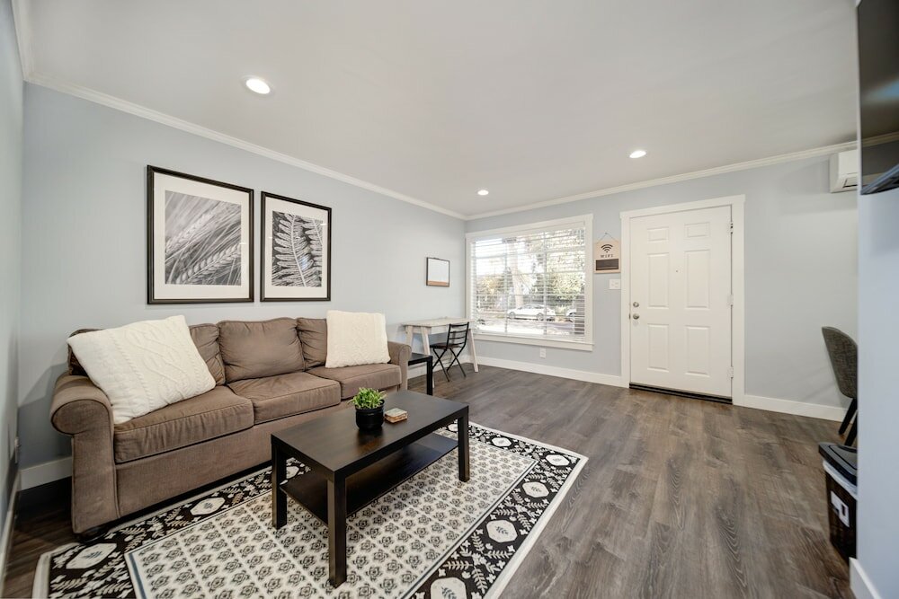 Фото Pet Friendly Condos