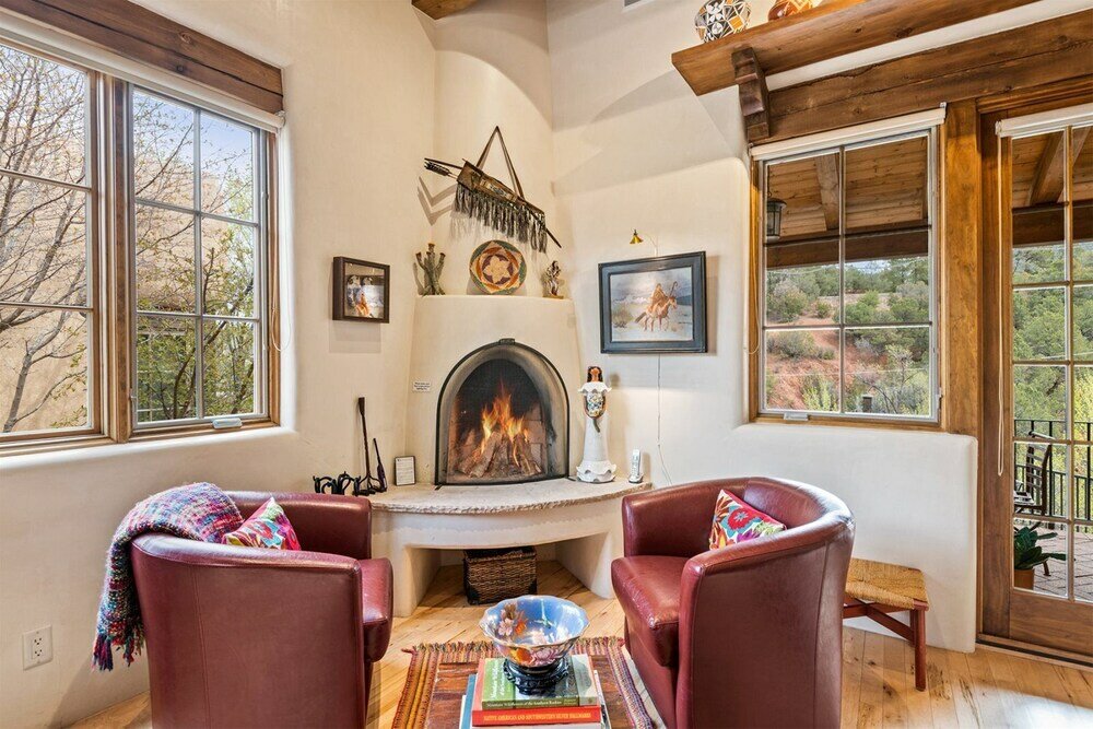 Фото Adobe Dream - Luxury East Side Adobe Home, Light Filled and Spacious