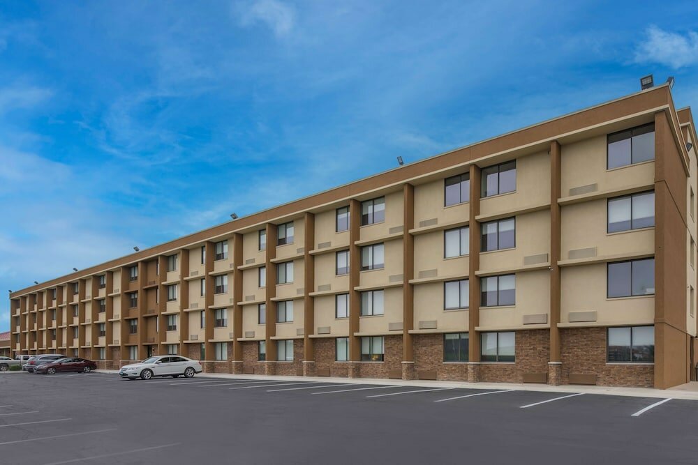 Фото Best Western Northwest Indiana Inn