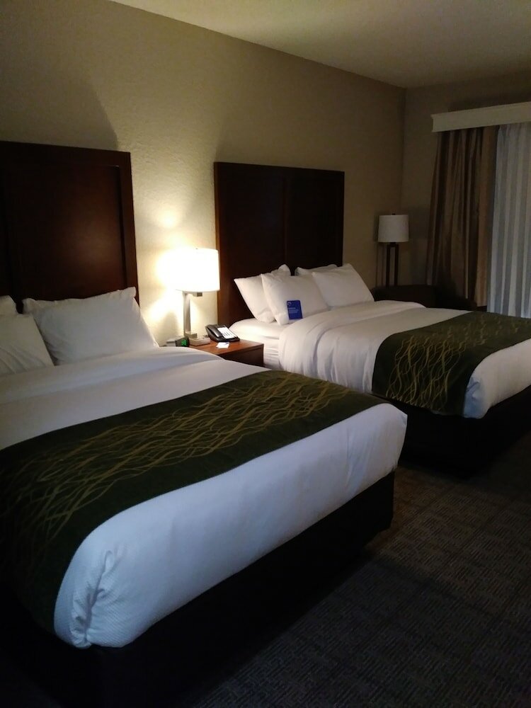 Фото Comfort Inn South Tulsa - Woodland Hills