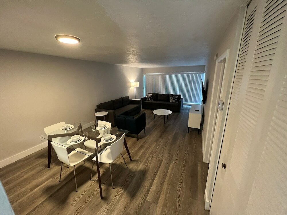 Фото Artrageous on the river by RocketSTAY