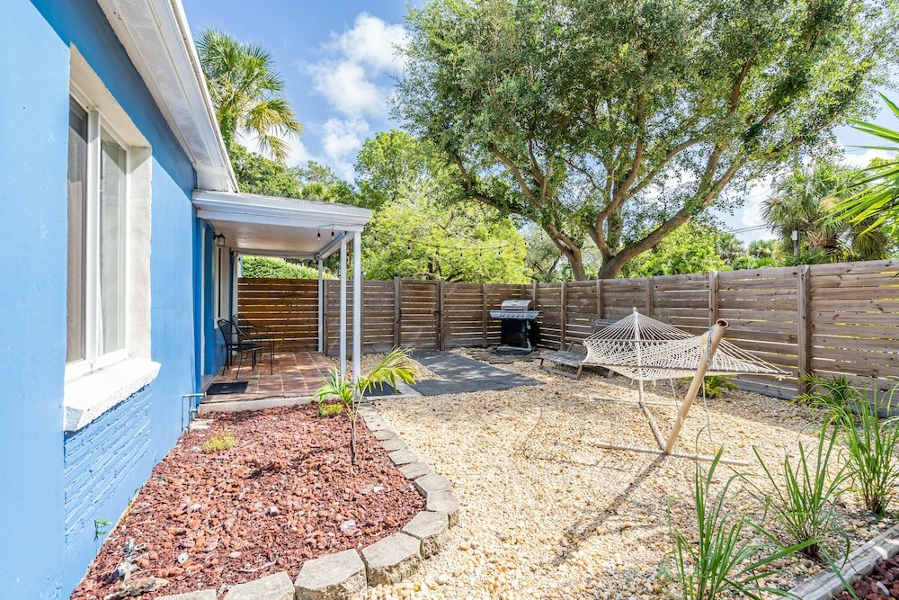 Фото The Blue House Fort Lauderdale
