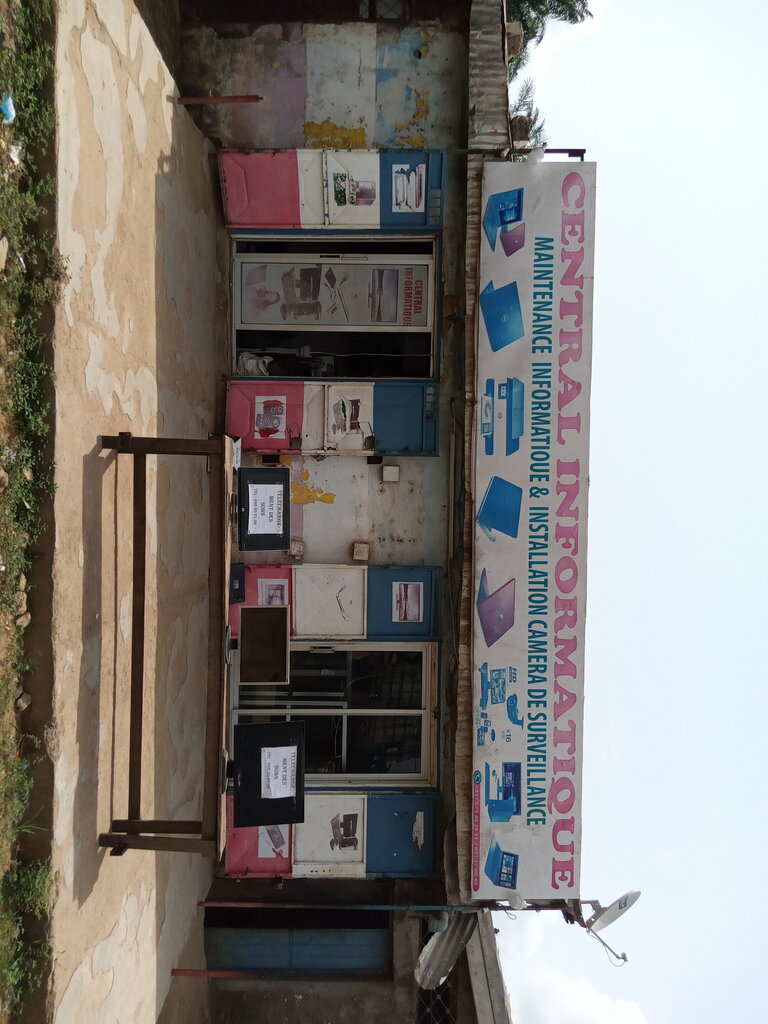 Management company Centrale Informatique, Douala, photo