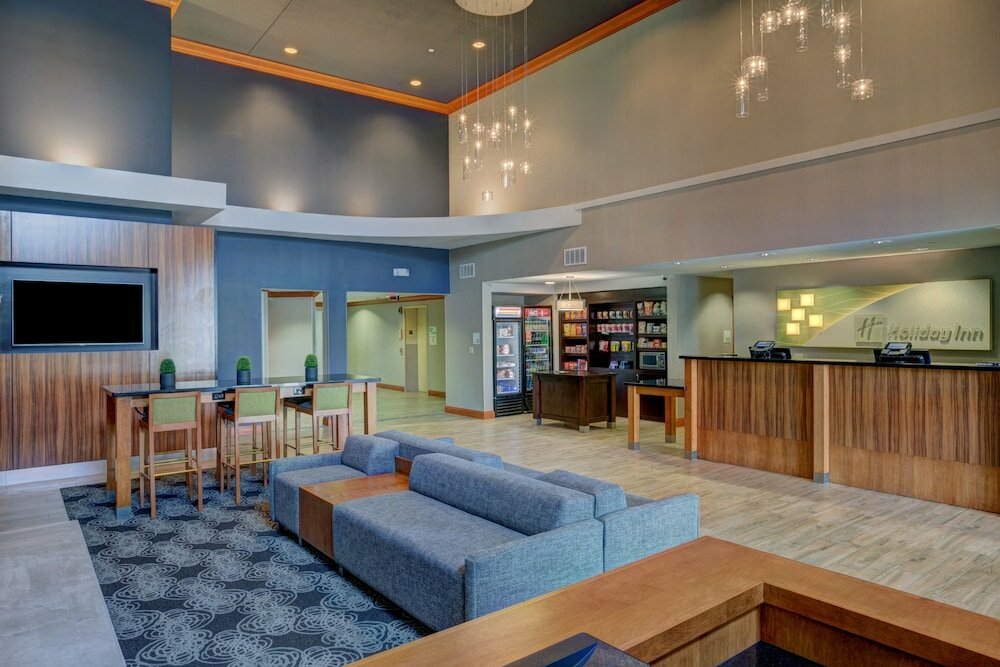 Фото Holiday Inn Hotel & Suites-Milwaukee Airport, an Ihg Hotel