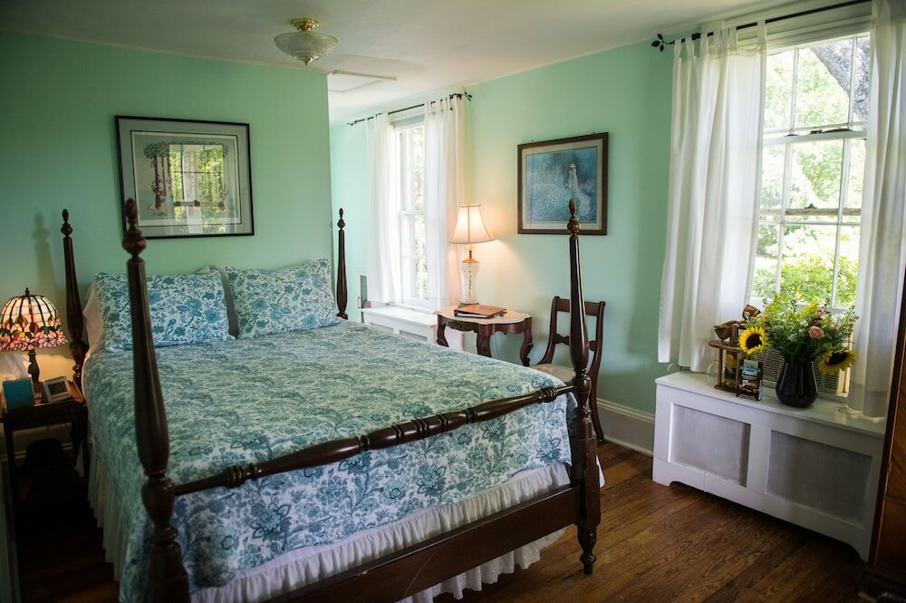 Фото Briar Patch Bed & Breakfast Inn