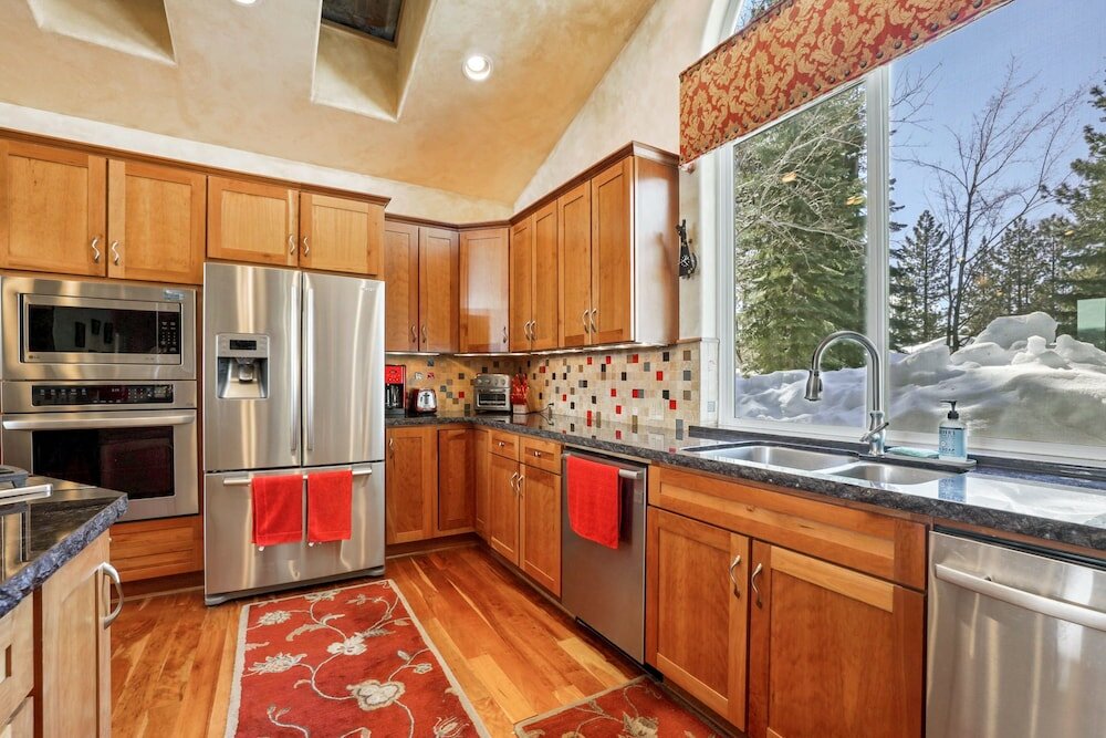 Фото Bird's Nest