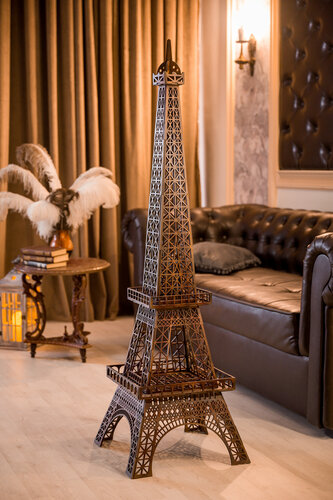 Porno ona oglini opadi