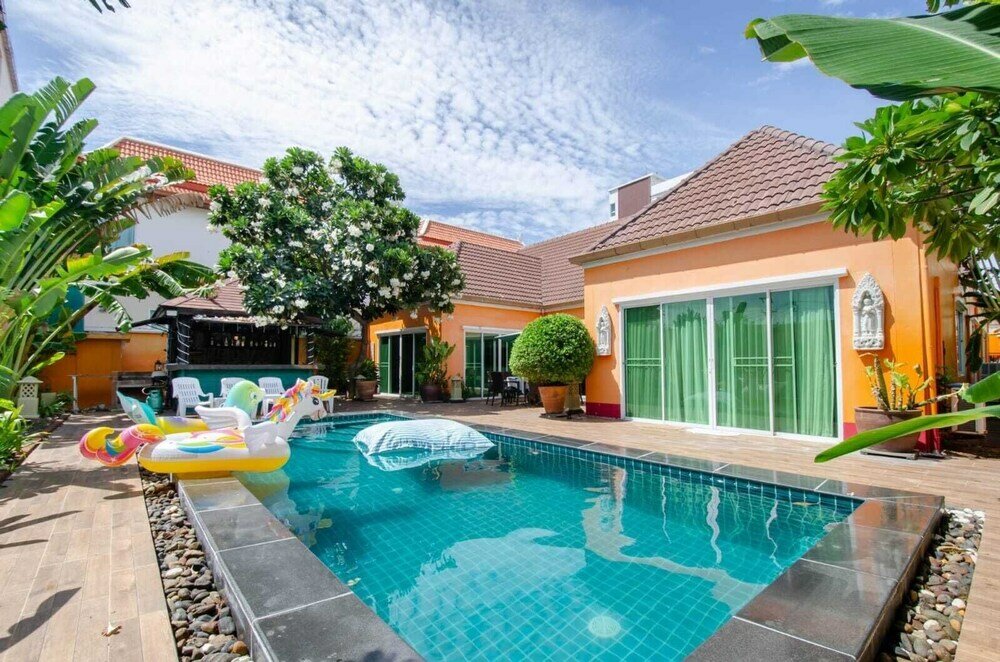 Фото Rosewood Pool Villa Pattaya 1