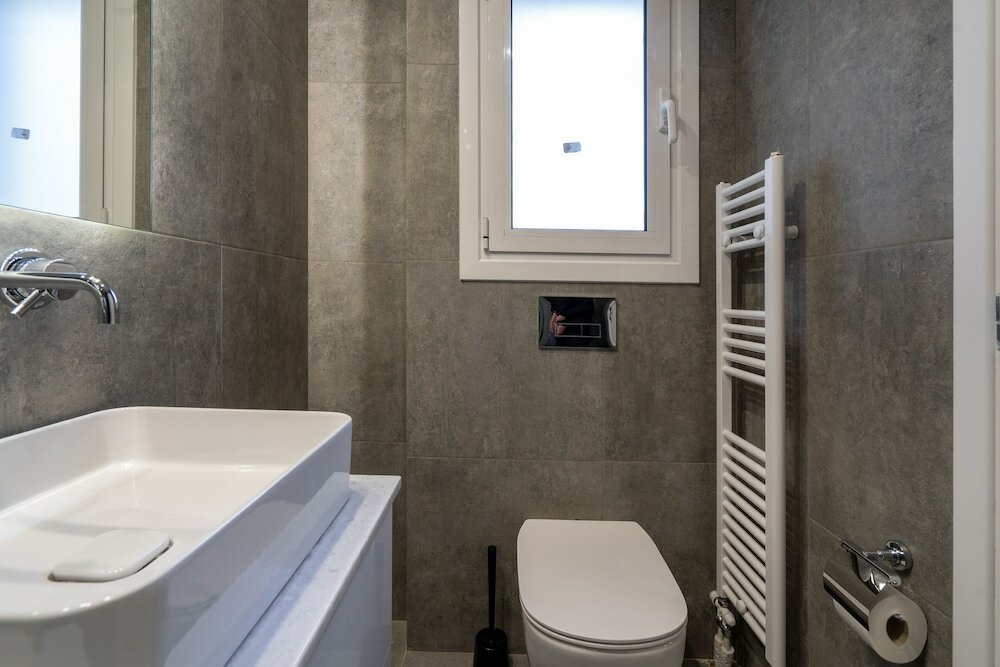 Фото The Urban King Apartment