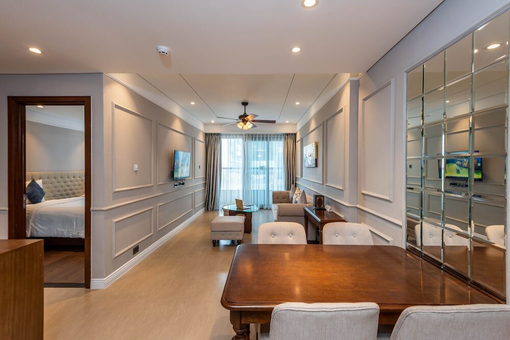 Фото Neo Classic Condo