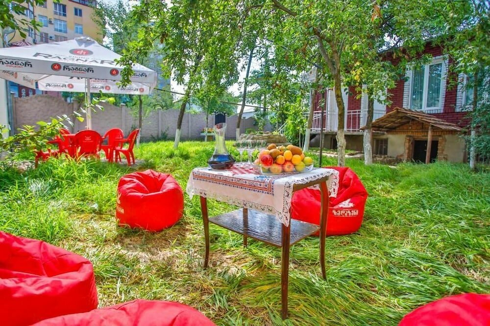 Фото Book Hotel • წიგნების სასტუმრო