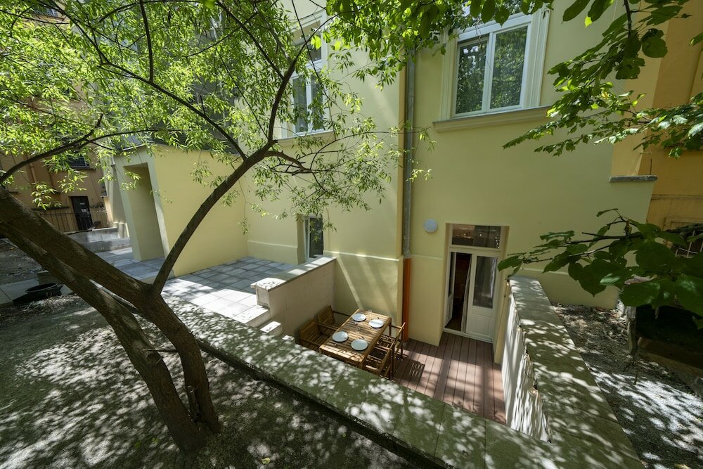 Фото Apart Hotel Zborovska