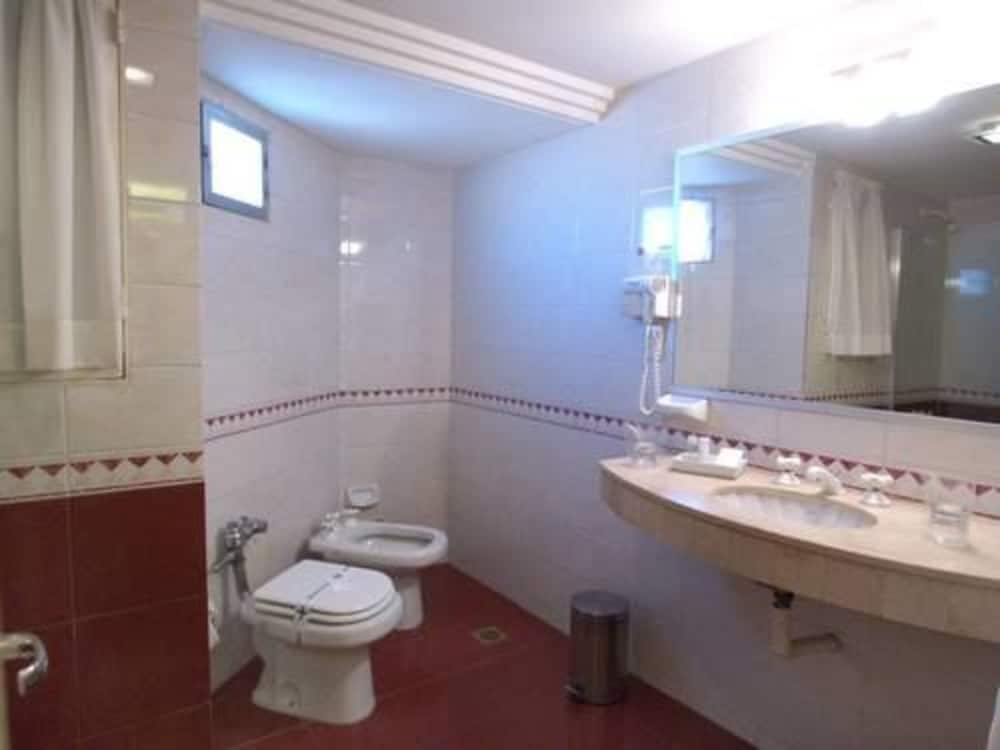 Фото Hotel Metropol