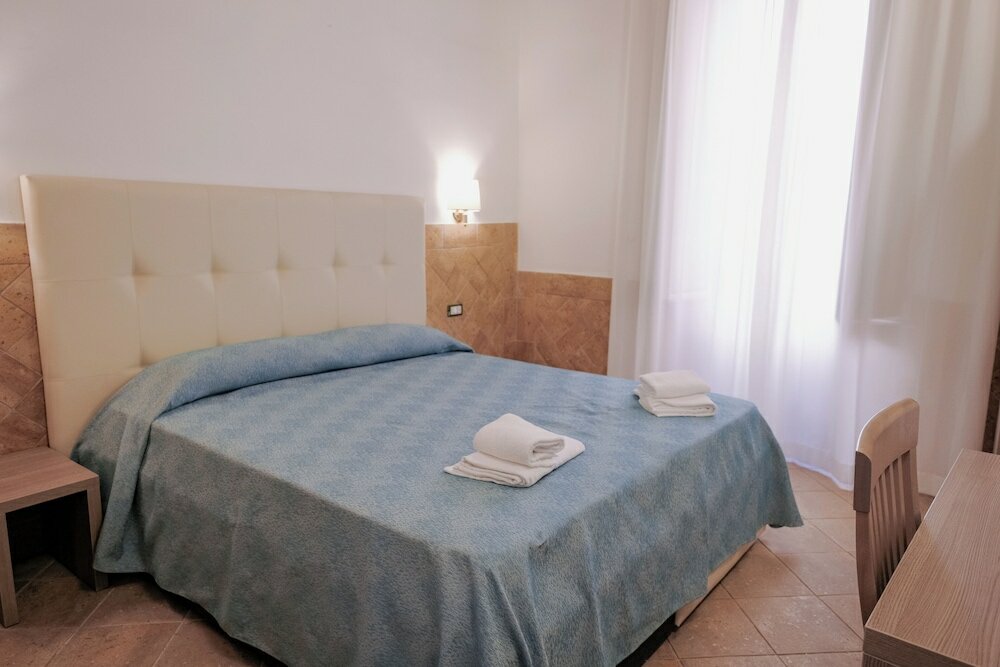 Фото Hotel Alex Square