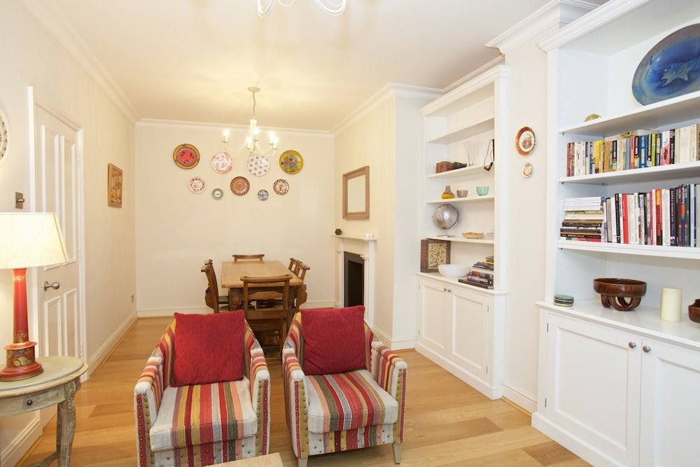 Фото A Place Like Home - Two Bedroom Flat near Gloucester Road