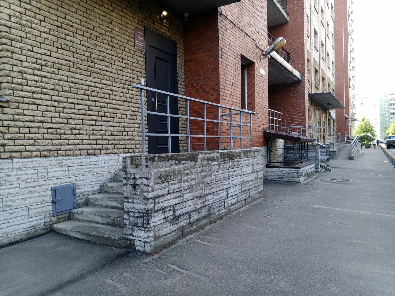 Фото отеля 2